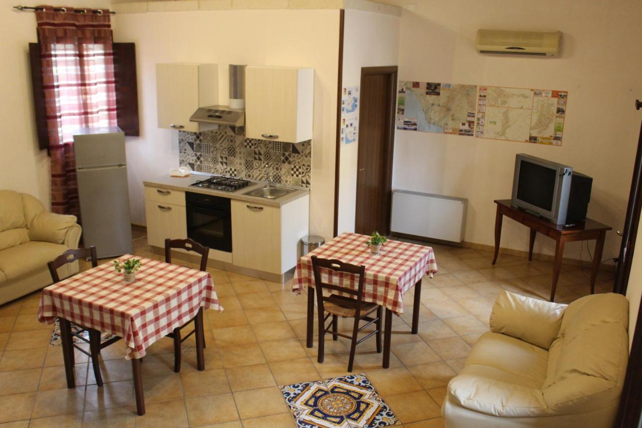 Agriturismo Tenuta Margitello Comiso Kültér fotó