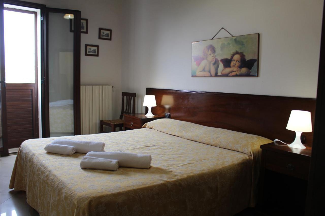Agriturismo Tenuta Margitello Comiso Kültér fotó